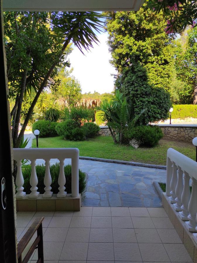 Chrouso Apartments Paliouri Exterior photo